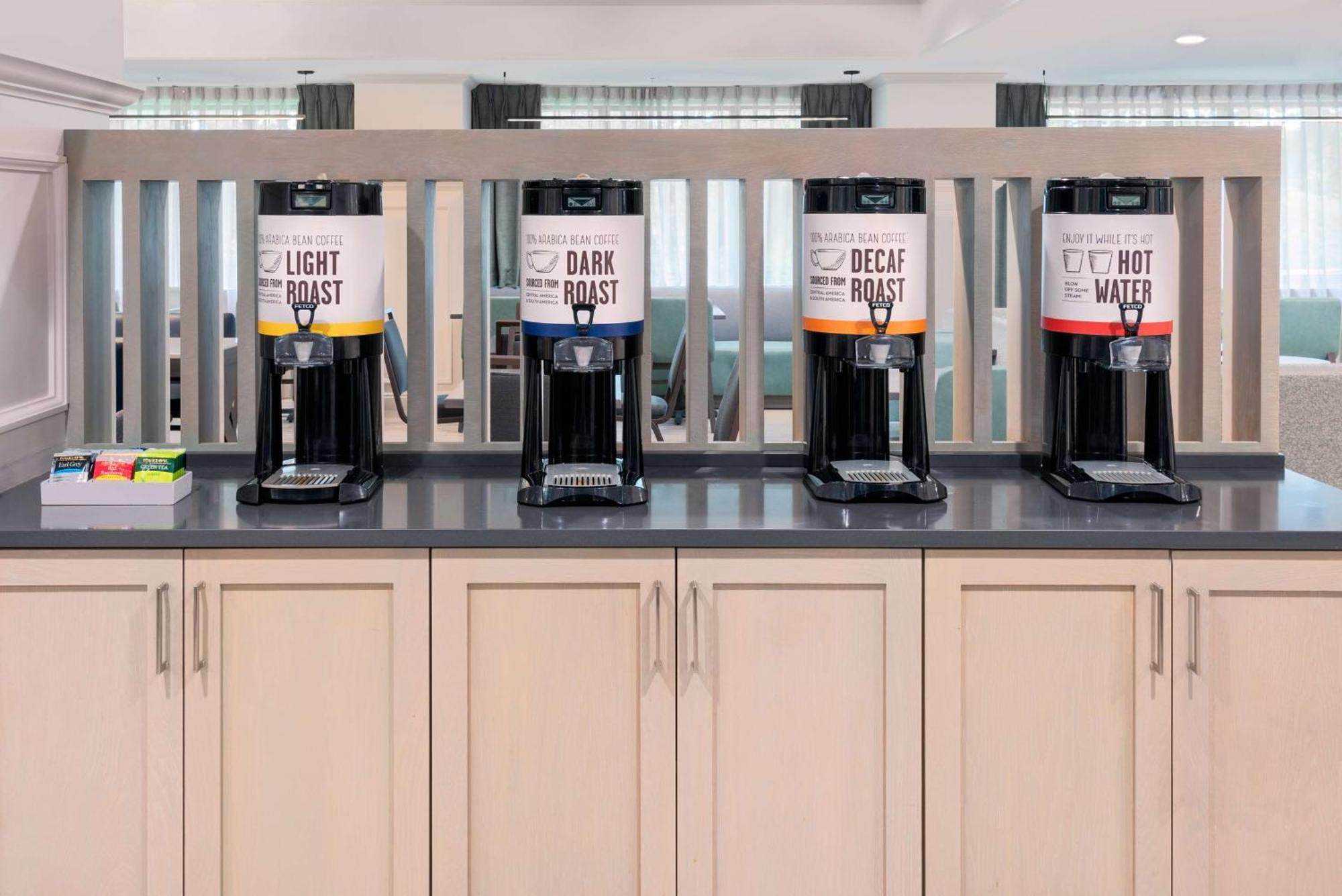 Hampton Inn Hartford Airport Windsor Locks Eksteriør bilde