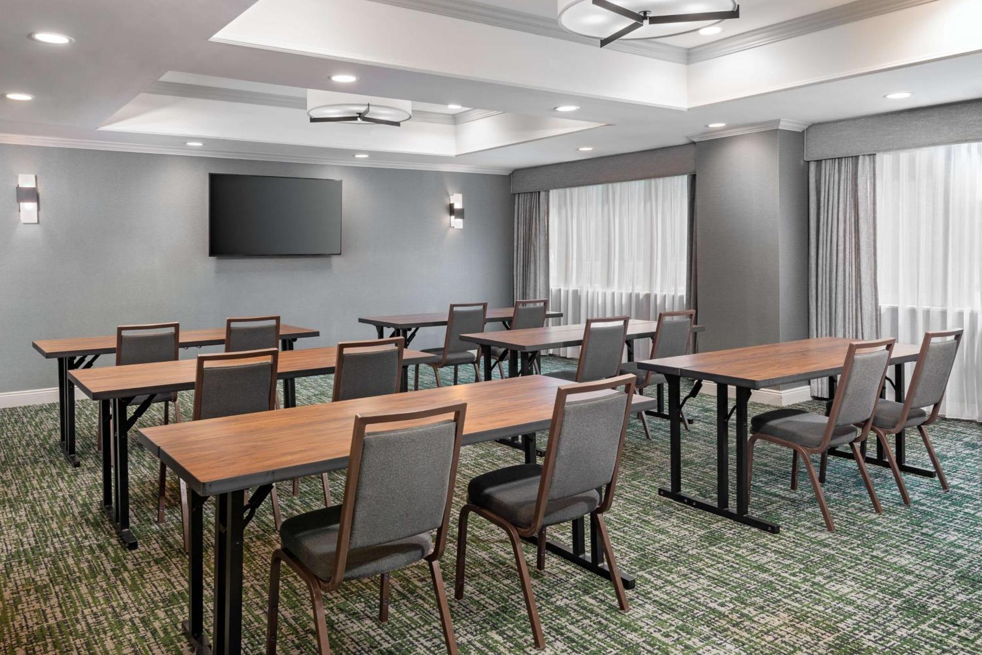 Hampton Inn Hartford Airport Windsor Locks Eksteriør bilde
