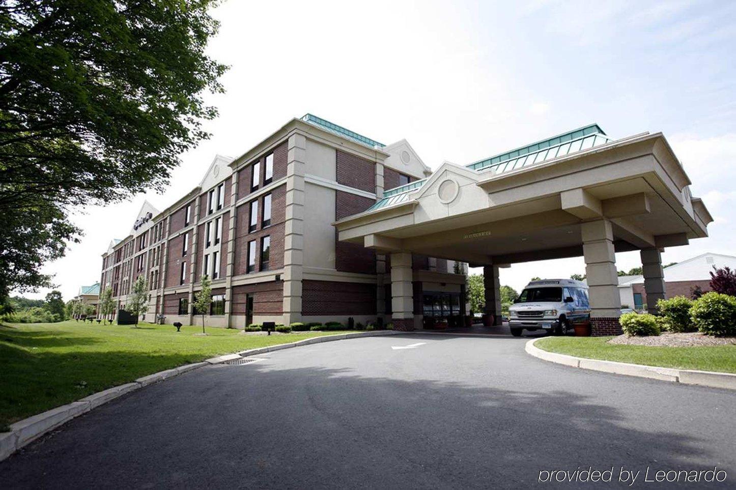 Hampton Inn Hartford Airport Windsor Locks Eksteriør bilde