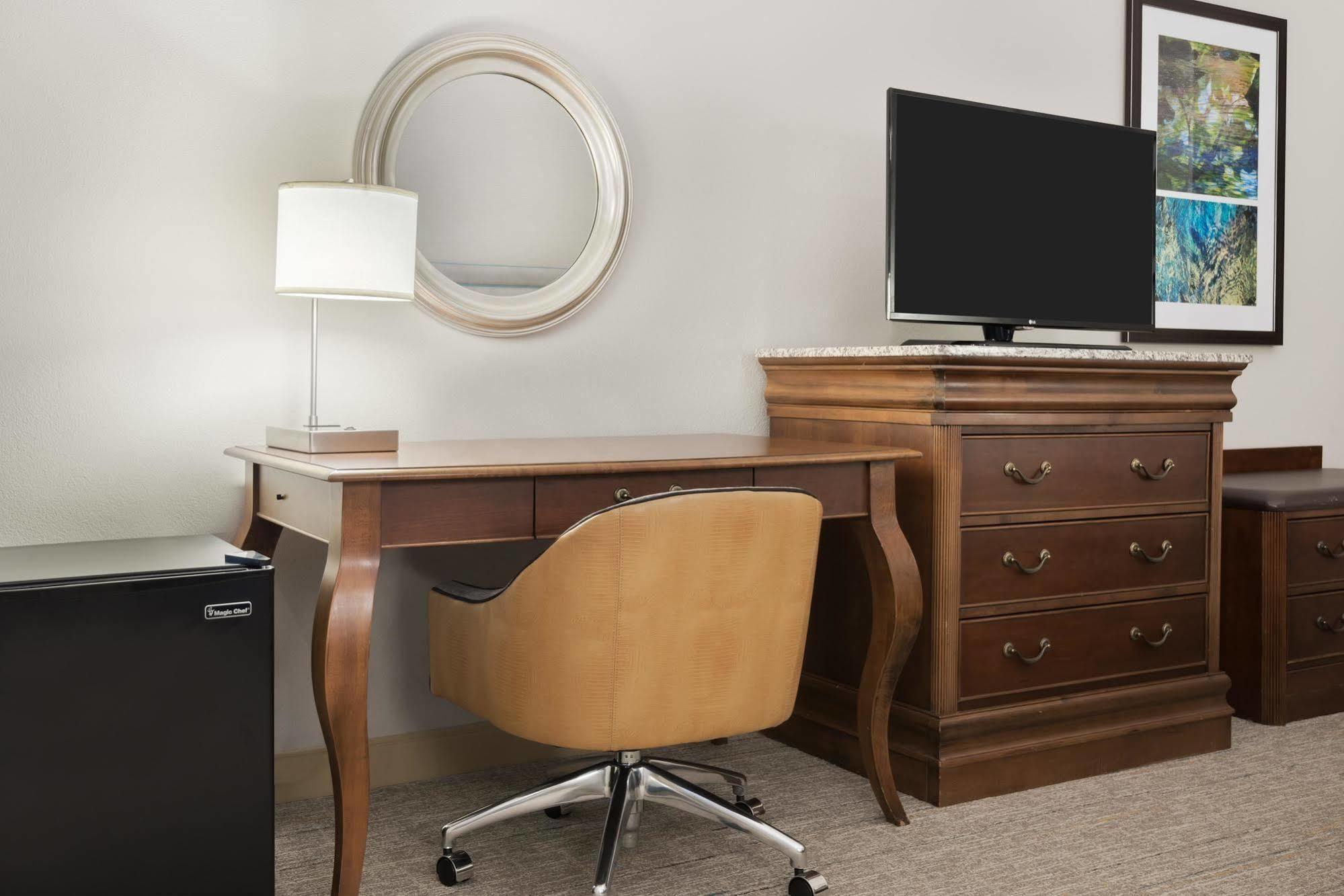 Hampton Inn Hartford Airport Windsor Locks Eksteriør bilde