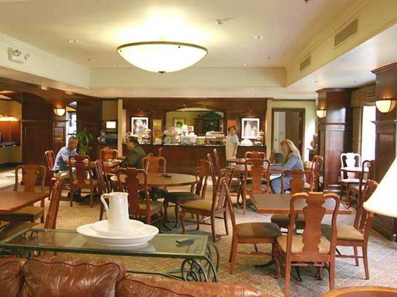 Hampton Inn Hartford Airport Windsor Locks Restaurant bilde